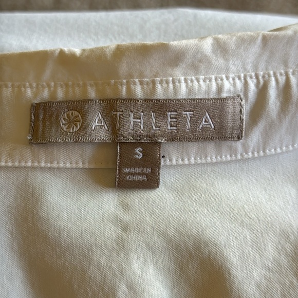 Athleta Button Down Oversized Button Down Long Sleeve Shirt. - Picture 11 of 14